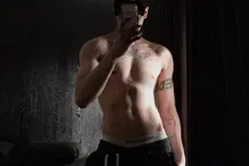 适合情侣在家一起锻炼的健身项目，快收藏一下吧