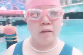 去乌鲁木齐维斯特酒店游泳结果尴尬了深水区压根就不敢去游怕淹