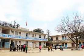 7月起，农村取消9年义务教育，实行15年免费教育？是否是谣言？