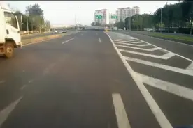 强行连续变道，临沂这位车主你的行为对吗？