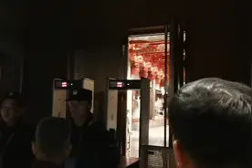 9月26日开始可以进去参观应天门