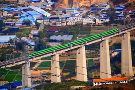 攀枝花火车南站视频封面