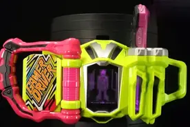 假面骑士平成全骑士变身器玩具大合集！真帅啊！