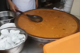 河南特色美食：胡辣汤，点了碗15的