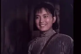 1974版彩色故事片《渡江侦察记》张金玲扮演的白马山游击队刘队长