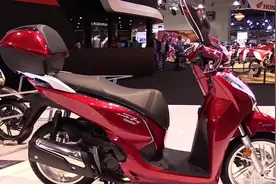 2019款雅马哈300cc畅销大踏板—SH300i，颜值高，还配备ABS