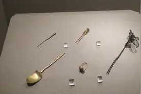 今天的生活方式多是从宋代流传下来的，宋代的金勺子和今天的一样