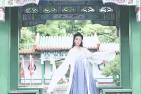 杨小曼新歌，第一次听，就超喜欢！