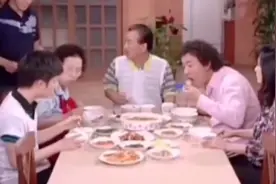 小虎妈妈第一次来顺才家就不想走了，文姬最后的眼神真是无奈了！视频封面