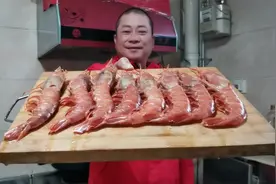 吃货40元买的大红虾，放白糖米醋，酸甜可口又下酒，过年吃点好的