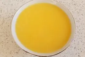 这样煮的玉米面粥，香浓顺滑，天然健康，仅需10分钟，快点学起来