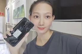 华为畅享20plus简单开箱，40W闪充升降摄像头，价格实惠颜值高！视频封面