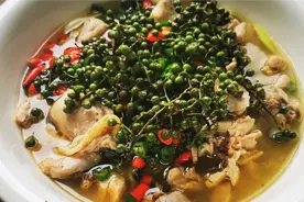 四川直邮过来的新鲜藤椒做的藤椒鸡，1分钟学会，麻辣爽口