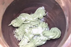 湖南农村腌豆角传统制作方法，放盐腌制密封20天就可以吃