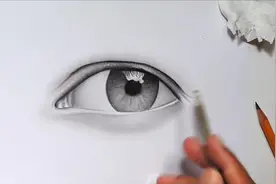 如何画逼真的眼睛