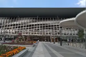 东莞市民中心，以市民为中心，为市民服务视频封面