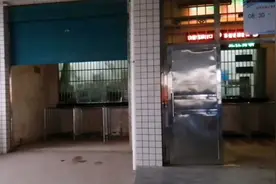 渠县土溪火车站改成刷身份证后 售票厅都没什么人了 确实方便了视频封面