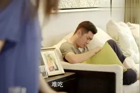 妹妹检查出身孕，傻子哥哥抱她说：我要当爸爸了，一旁的男友无奈视频封面