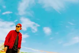 小伙西昌到泸沽湖盘山路走了7个小时 大伙注意网上订票不能使用哦视频封面