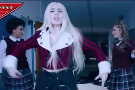 潘玮柏的一首《uuu》引起网友搞怪翻唱，不得不承认，好听又魔性