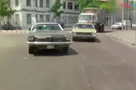 发哥和任达华边开车变火拼，真精彩啊，这是在玩碰碰车的感觉视频封面