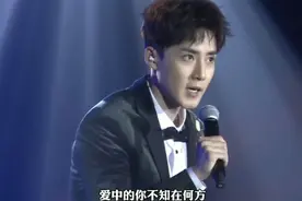 张睿演唱《花非花雾非雾》好听经典