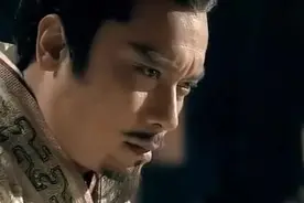 姑娘不小心露出手臂，结果被秦始皇发现守宫砂没了，这下惨咯视频封面