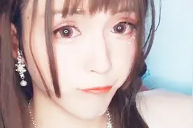 女装大佬圆肥白，化身美女，这也太可爱了吧？视频封面