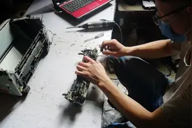 惠普1020PLUS拆机好简单