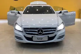 16年奔驰CLS300，3.5L，V6发动机，当年上路85W，现在只要18W多？