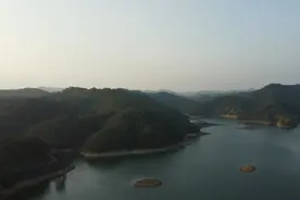 南宁西乡塘天雹水库风景及风水地理环境欣赏视频封面