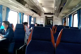 永州的朋友看下K6556次车，硬座变卧铺;视频封面