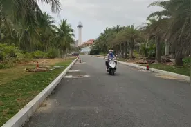 海南岛在建的环岛旅游公路值得期待，看下它路过博鳌的哪些景点？视频封面