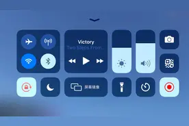 这是我的第一期视频，今天教大家怎么玩航母降落HD