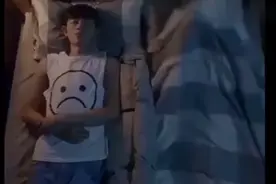 问你的年龄，你给我回个E是什么意思！