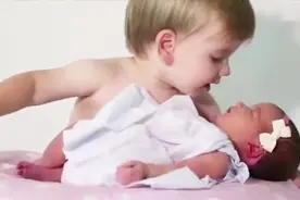 唯一女儿诞生全家乐翻天，来听听六位哥哥的暖心宣言视频封面