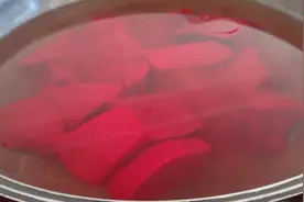 莉姐这样煮的鸡血Q弹没有蜂窝孔，还可以存放好几天！