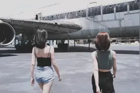 抖音经常用到BGM，原来是这首歌《read all about it》，超好听