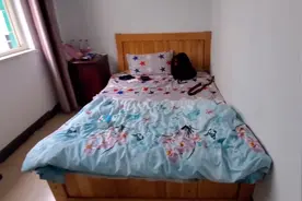 河南第二大城市洛阳，火车站旁住宿真便宜，最低只要10元一间视频封面