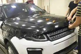 白车贴黑膜要去车管所申请吗？