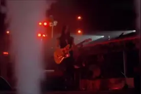 静水凝香 - Rolling Star 现场版【YUI】