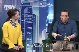 张召忠讲述：北斗导航究竟有多厉害呢？让国人感到无比自豪！霸气视频封面