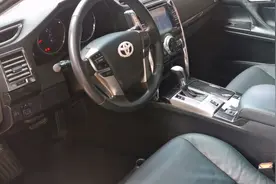 12款的丰田锐志，2.5的v6，现在才卖这个价，大家说说值不值得视频封面