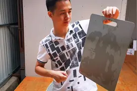 今年流行的不锈钢粘板到底好用吗？蛰伏来测试一下它的优点缺点视频封面