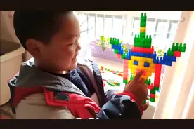 自从宝宝被某电商快递员撞了以后，宝爸没法工作，只能天天陪着他视频封面