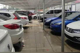 山东济宁小北湖二手车大市场 今年生意不好干啊！视频封面