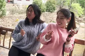 农村大哥带朋友出来玩，这吹牛一个比一个厉害，看一次笑一次
