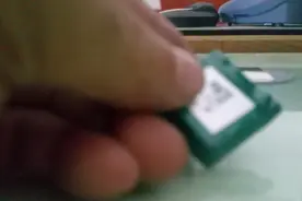 手机电池拆开看看有什么东西视频封面