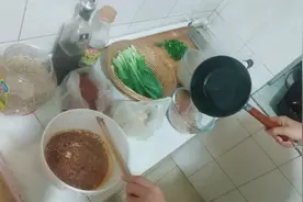 俩分钟学会酸汤面