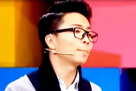 情侣相爱多年，男孩却没有见过女孩卸妆，当场卸妆后男孩竟这样说视频封面